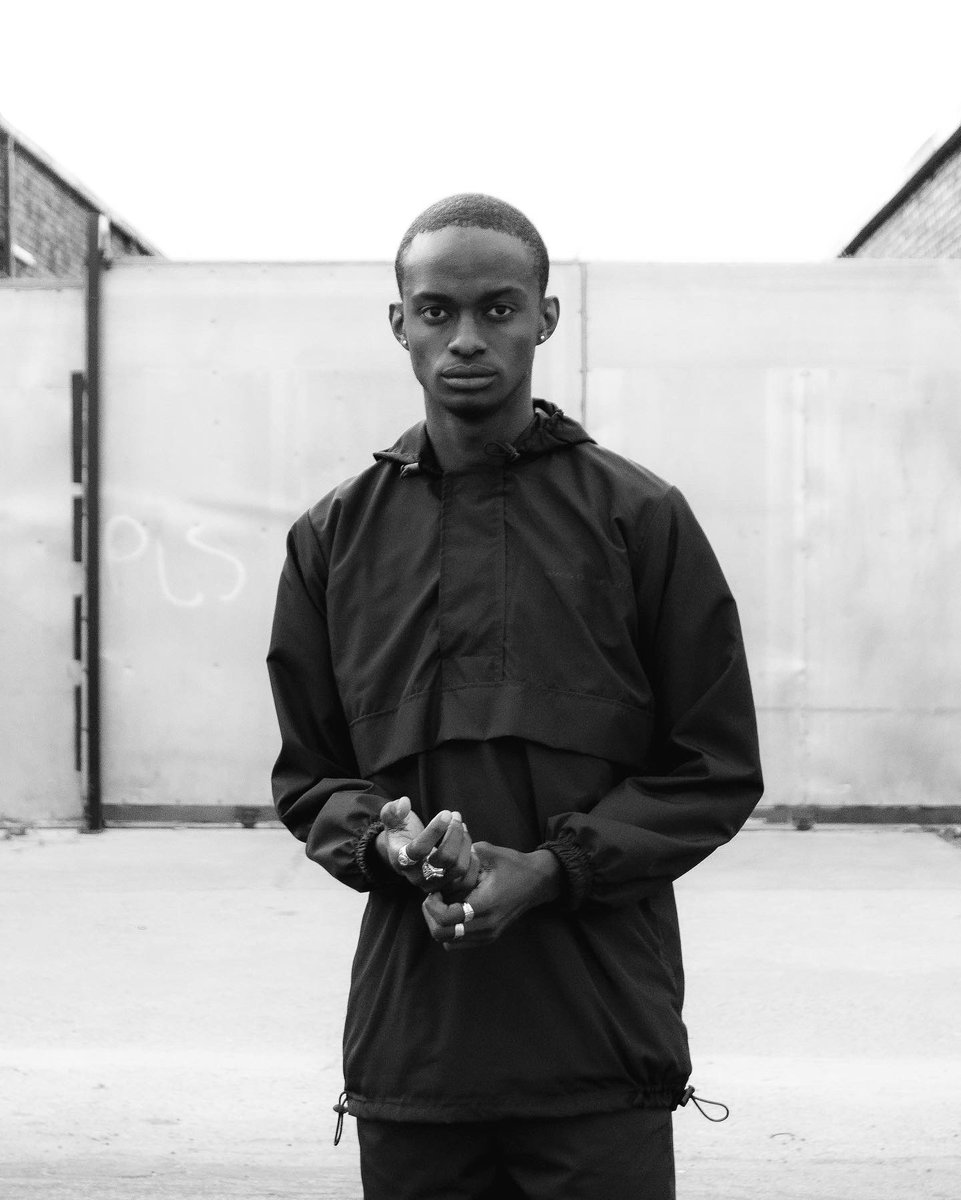 sbaalii's tweet image. #Tellusmore
Wardrobe @favesofbeauty
Photographer @lifestylepress 
Creative Director @creativewaltr 
Editor @creativewaltr 
Stylist @creativewaltr