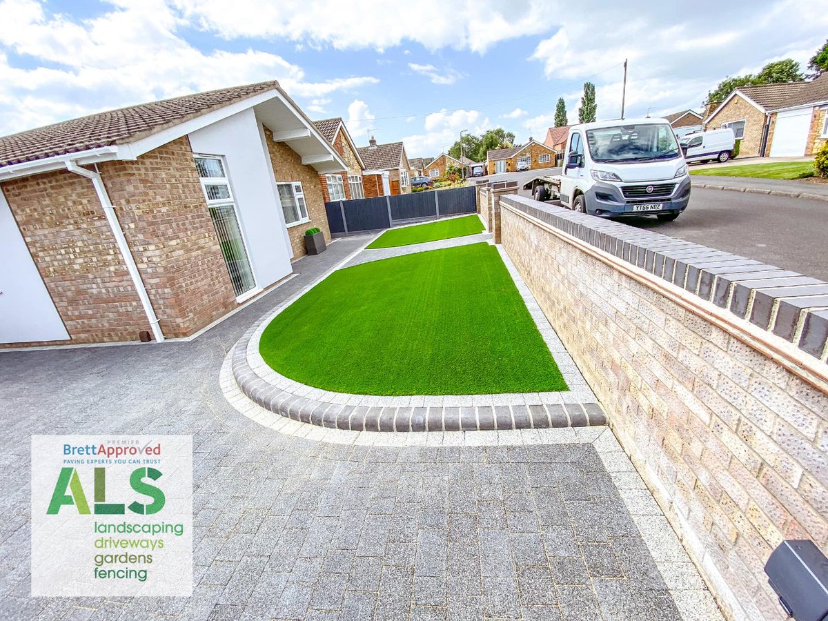 Posts_by_Brett's tweet photo. Incredible driveway installation by A.L.S Landscaping, using our brand new Invicta Block Paving! 😍 Using both Onyx &amp; Moonstone, this driveway sparkles thanks to the AggTech surface layer! Discover more about this innovative range at: https://t.co/KMNfBYDUVj ✨ #brettapproved https://t.co/anEAgIsKol