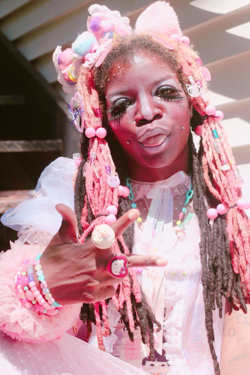 ipukekawaii's tweet photo. #decoraday moments. 
I made Aquanetta, The Ratchet Magical Girl over 10 years ago … when I came into sensational kawaii &amp; couldn’t find Black hood chics in the culture. 

Never saw that my personal style would evolve to be her ~

Happy (belated) #internationaldecoraday https://t.co/Wq1NT0g8ri