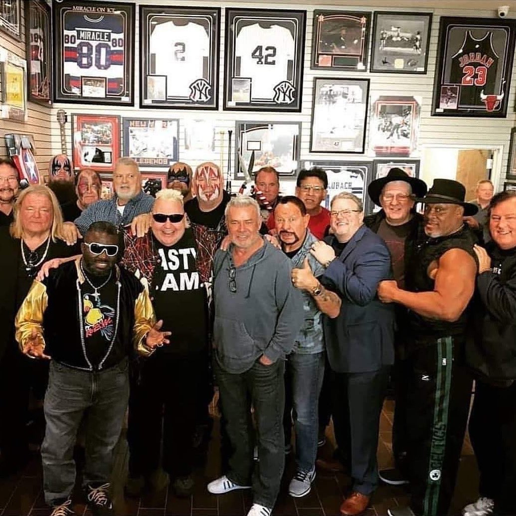 MDMTedDiBiase's tweet photo. Can you imagine the miles traveled amongst this group… How many of you can still make all of these guys? https://t.co/vmO1iv7zQI