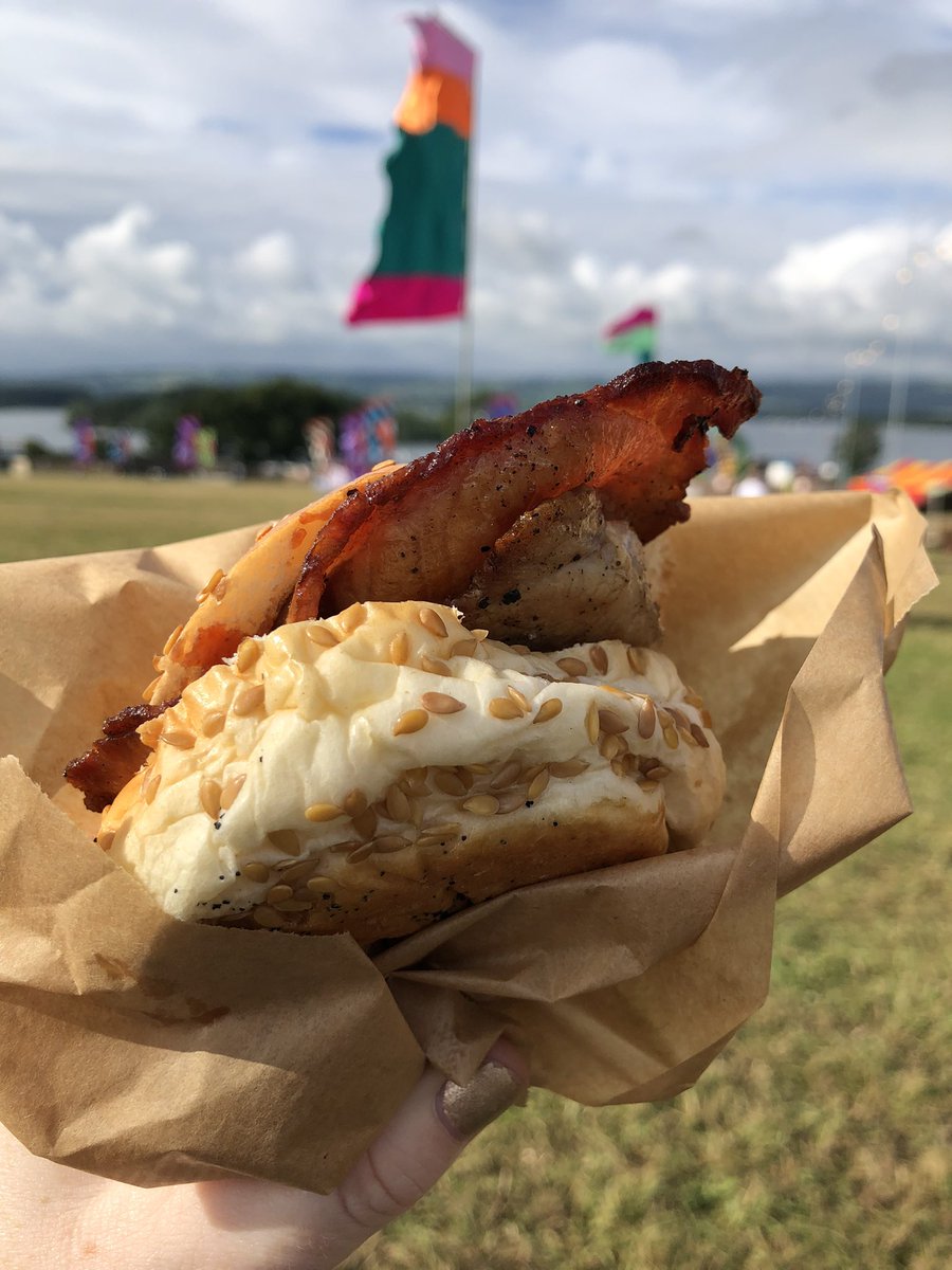 Bouncy Pork tweet media