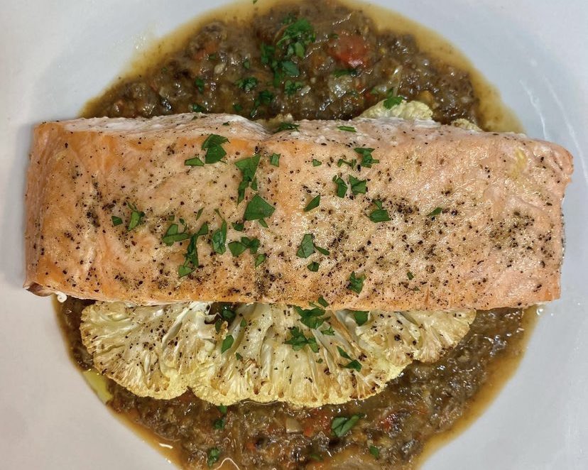 LuzdaliO's tweet photo. My first project ever 🥺 Twitter please do your thing 🙏🏽

I worked with a chef friend to develop our first ever Flat Tummy Meal Plan and Workout Guide. It’s now available on her website https://t.co/ChWUBnzIzW! 💕

30+ healthy recipes 
10 workout circuits  
Health tips &amp; MORE! https://t.co/RgnH6gusgf
