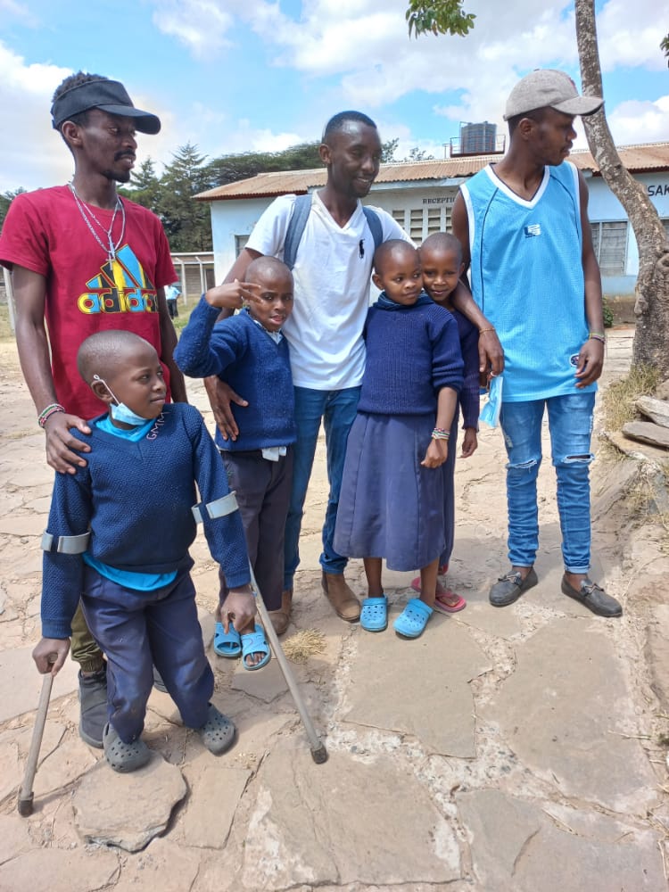 PA_MksU's tweet photo. With our friends at masaku school for physical disability https://t.co/YKOByxTcMz