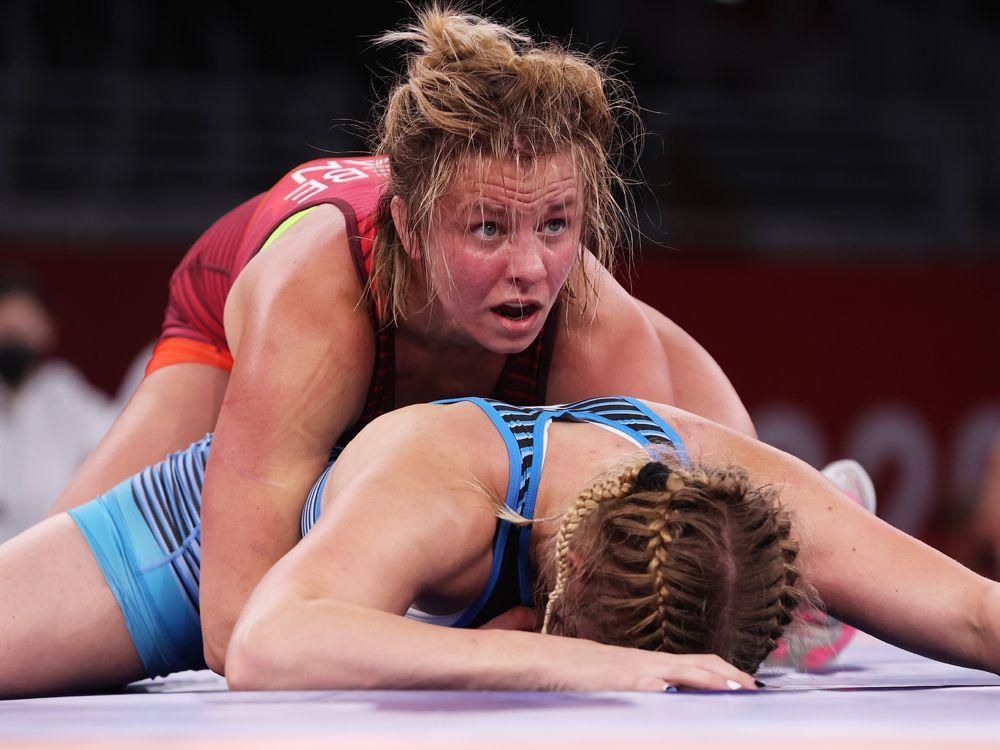 Stittsville's defending Olympic champion Erica Wiebe crashes out of first round in wrestling