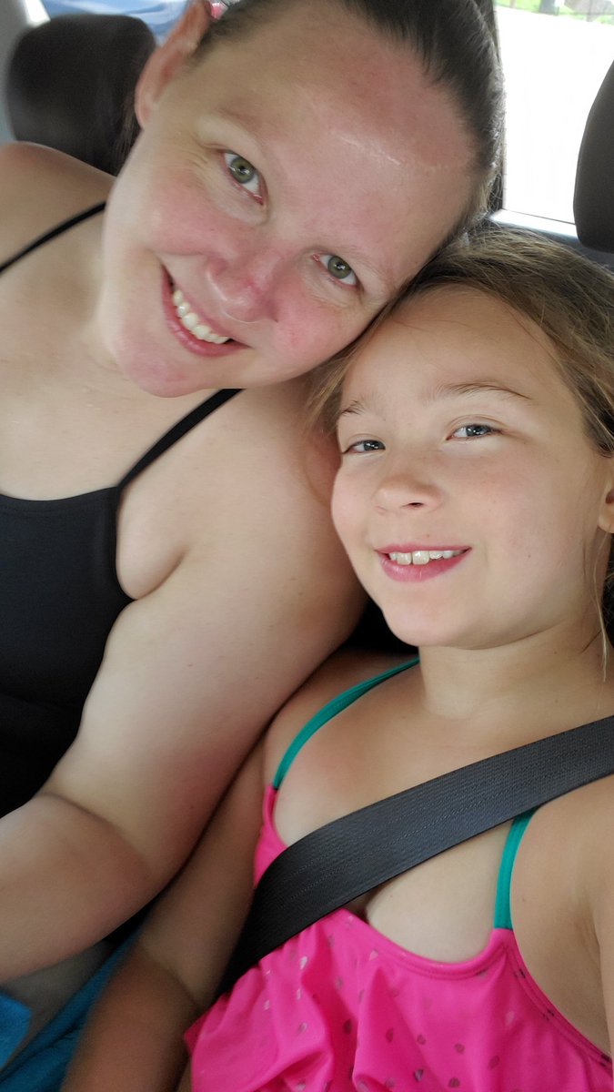 PrincessO624's tweet photo. Just wet swimming last day at Cincinnati I had such a great time with you @AmandaBSMWT https://t.co/dfCpsy6uiz