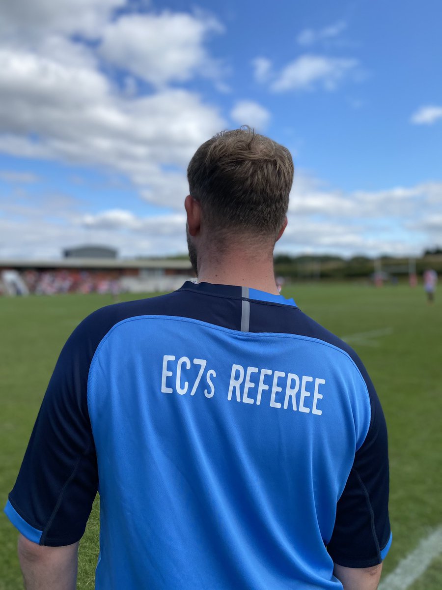 A special that is to all the refs and paramedics that helped out over the weekend! 🏉🏐🏑#EC7s
