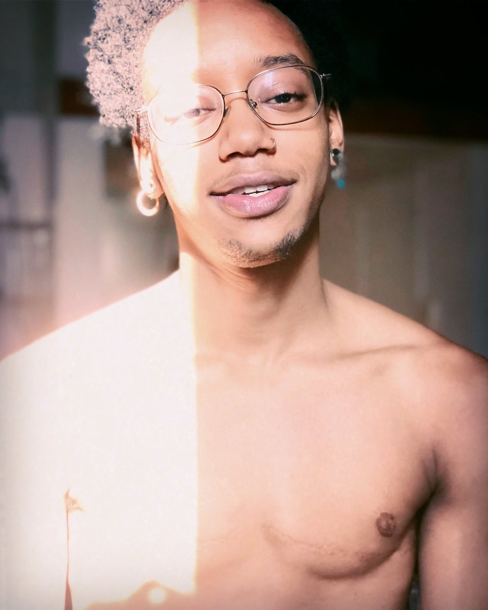 Reposting w/ updated ask amounts to reflect donations. I am a black trans boi trying 2 get these bills paid. any donations/retweets r appreciated 💜 right now my most crucial ask is groceries&amp;therapy 💜 
V: @sgambatij
C: $justayoungblack
Paypal: @sgambatij  

#TransCrowdFund