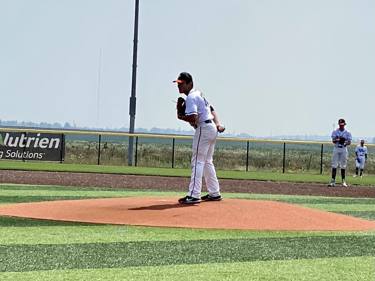 canes2022's tweet photo. Our second bracket game of the day is underway with @JoeyTaylod leading off. @NicoAce22 on the mound for the Canes. 

@ProspectMeadows #BECC @PG_Tourney Battle of the Midwest. #BattleMW

@PG_Illinois 
@PG_Scouting @PG_Uncommitted
@MCHurricanes 
@RaysIllinois https://t.co/h3sbVP16cT