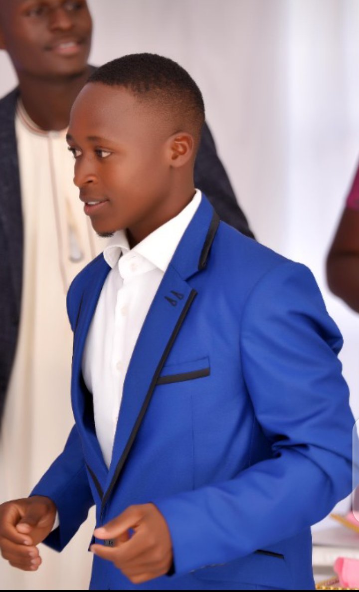 KarksMerlin's tweet image. Do it at once 😍😍or never🤞🤞