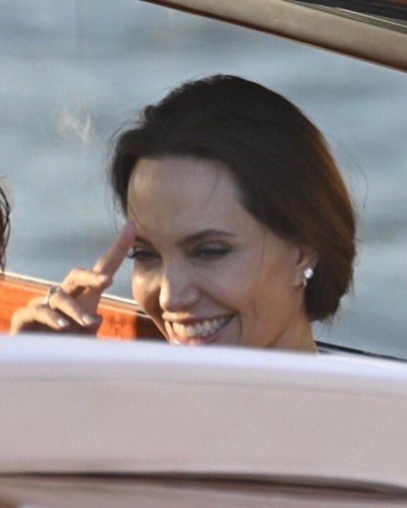 Joliethings's tweet photo. Angelina Jolie smiling, glowing and living her best life...again https://t.co/SrqspP4B5M