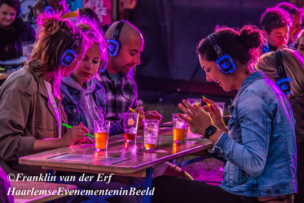 HrlmEvinB's tweet photo. Afgelopen weekeind was ik bij was ik bij het speciaal bier festival TAPT Haarlem zie link voor mijn fotoverslag https://t.co/QJuJD6fmru @Jopenbier @UiltjeBrewingCo @BrouwerijtIJ https://t.co/uw2MEXXdRP