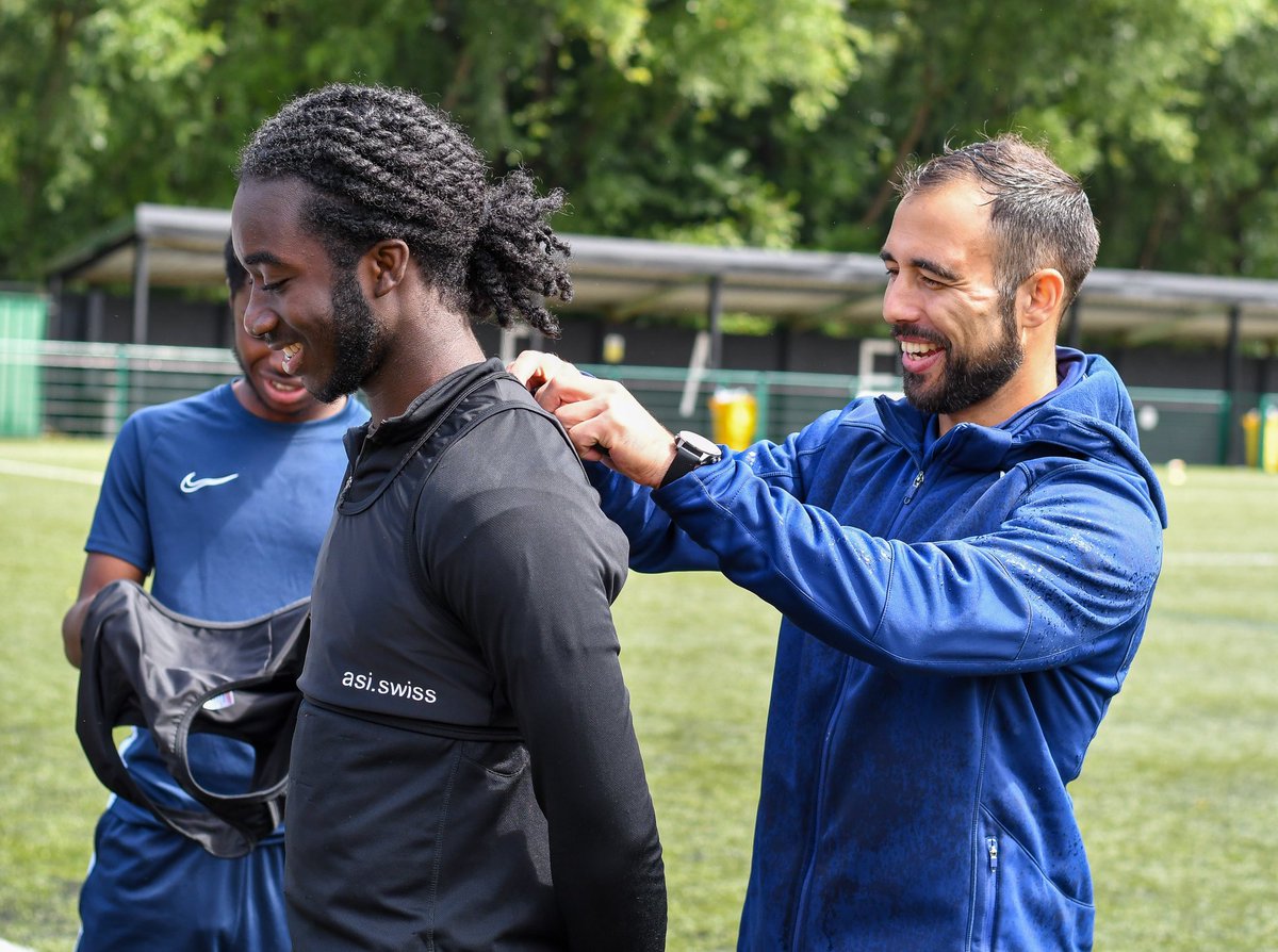 Kinetic_Academy's tweet photo. Click on the link to find out what tests @cvassallocv, @CraigUmenyi & @RobOwen91 have been putting our players through before our 1st Project United tour gets started this week! https://t.co/xR6JQ16NCM
📷 - @Matt_CAFC
#KineticAcademy #KineticFoundation #ProjectUnited #Football https://t.co/1hkiskRVCm
