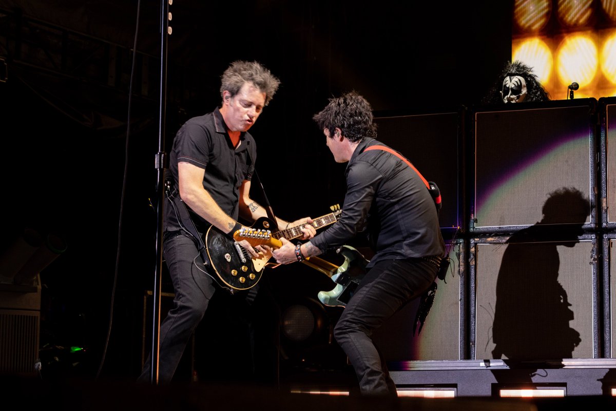 Green Day tweet media