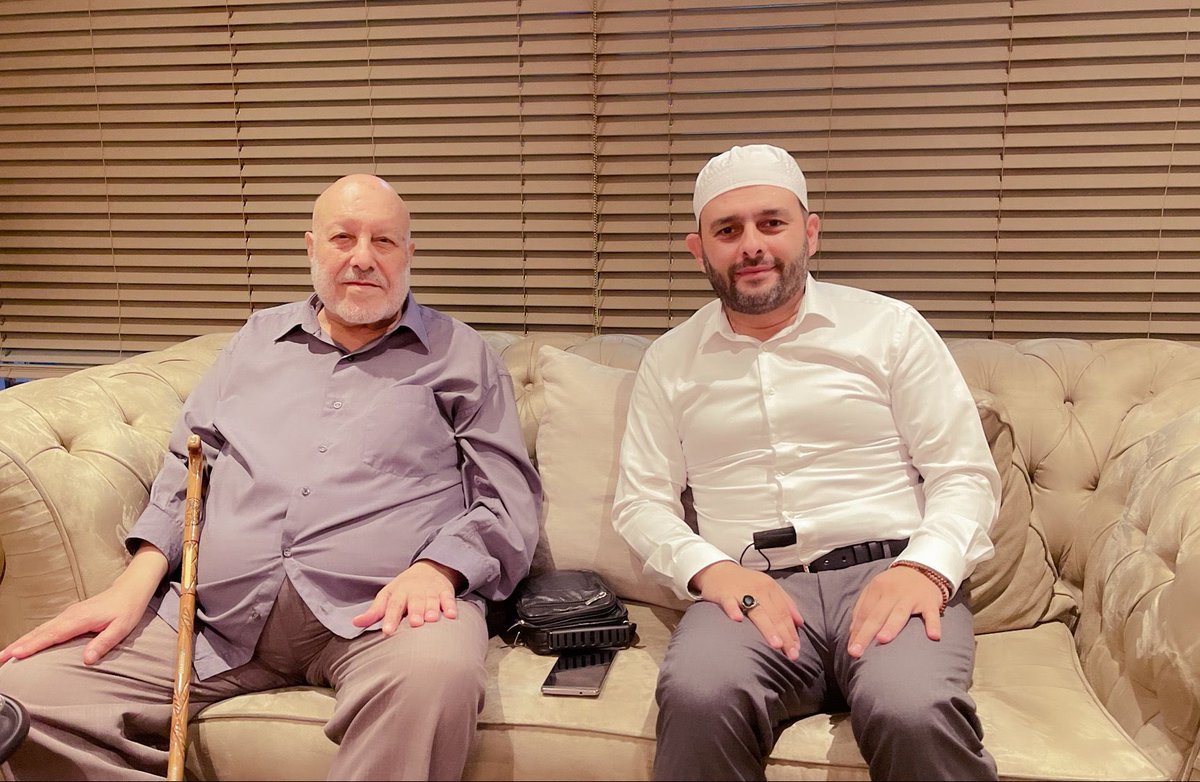 halil_konakci's tweet photo. Peygamber soyu olan çok değerli Hamidi ailesinin büyüğü emekli müftü Doç.Dr. Esseyid Muhammed Sadık HAMİDİ hocamın ilminden istifade edip duasını aldık. @ydinhamidi @hamidiaytekin @hamzahamidi https://t.co/VOisrNLqGZ