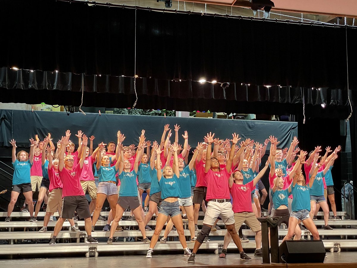 Onalaska Hilltopper Show Choir tweet media