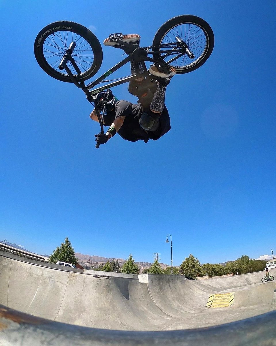 “To create, develop and have your own style, is the ultimate artist.” <a href="/RickThorne/">Rick Thorne ‘The Biker In Black’</a> #BMX