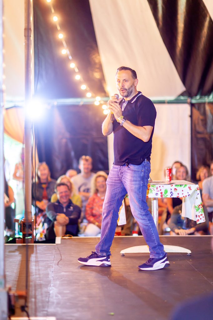 We've had hundreds of acts but who should be crowned the winner of the inaugural Rouse Ltd Audience Choice Award? 

Vote for your favourite show/act here: bit.ly/3lmdO9z