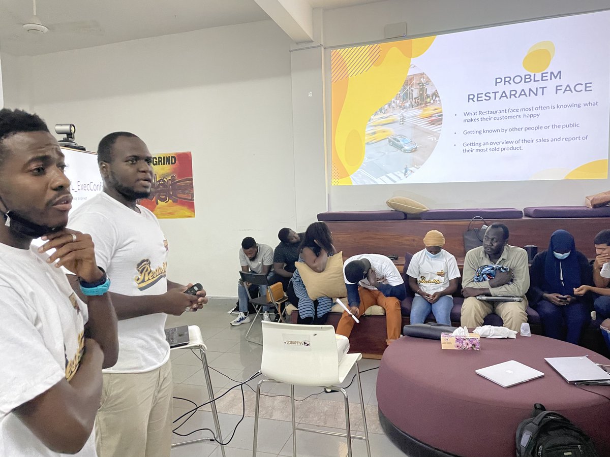 disruptive_lab's tweet image. Final team done and dusted 💨
Can’t wait to see the winner of the One Hundred Thousand Dalasis sponsored by @pointclicktech
Brought to you by #hackweekend