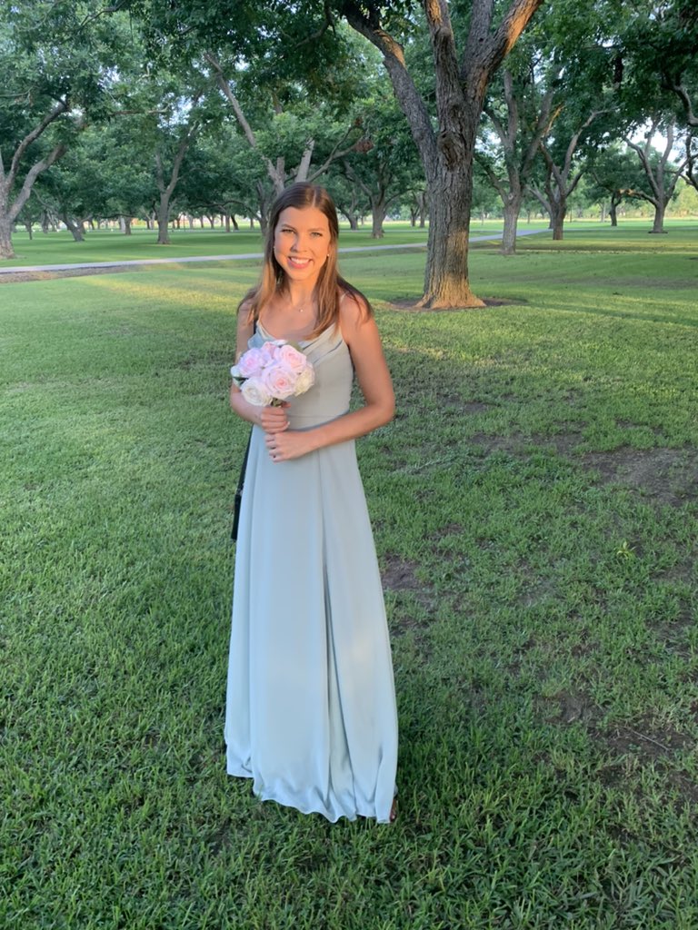 Hunter_simss's tweet photo. Happy national gfs day! ??soon to be fiancé??;) oh and also happy three and a half years, I love you @_emmcd 💞 https://t.co/GmCxzSgn6i