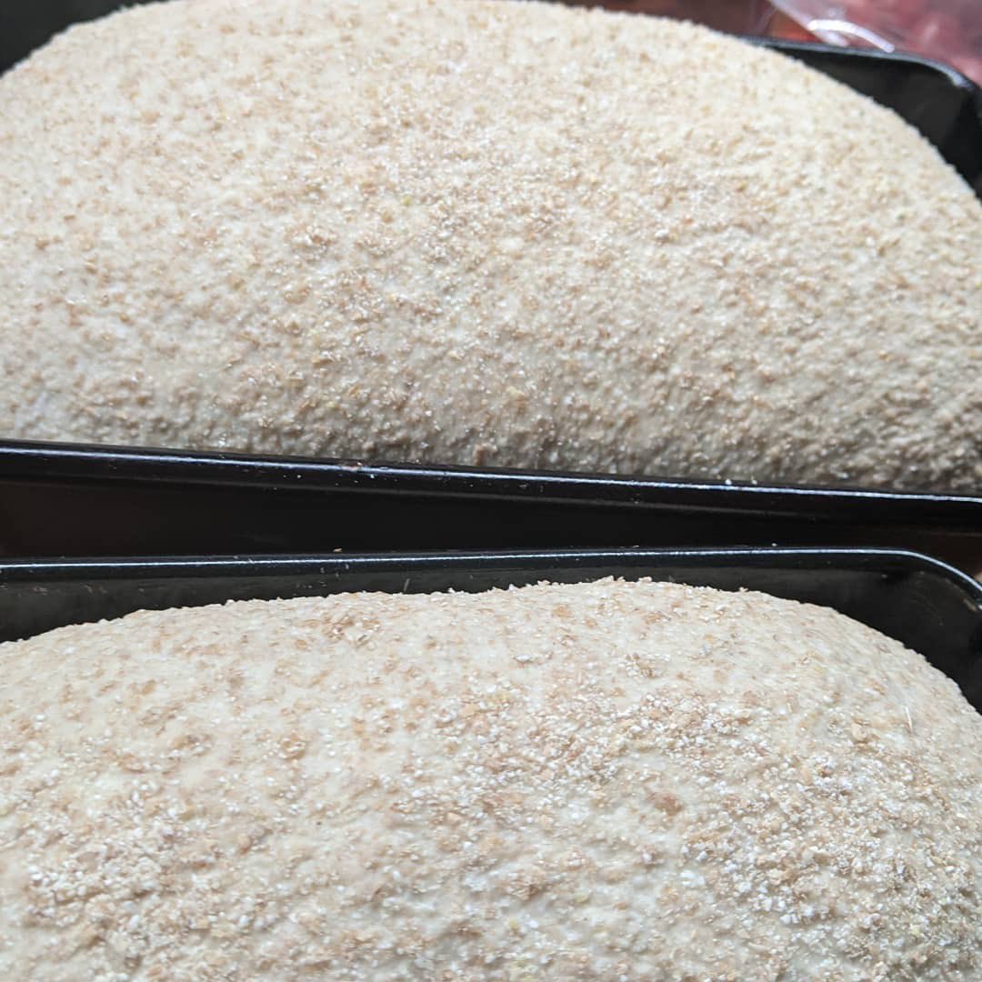 BreadAngels's tweet image. Two beautiful #spelt #loaves all ready for the oven, made by Bread Angel @BreadandButtery 💛

#breadangels #realbread