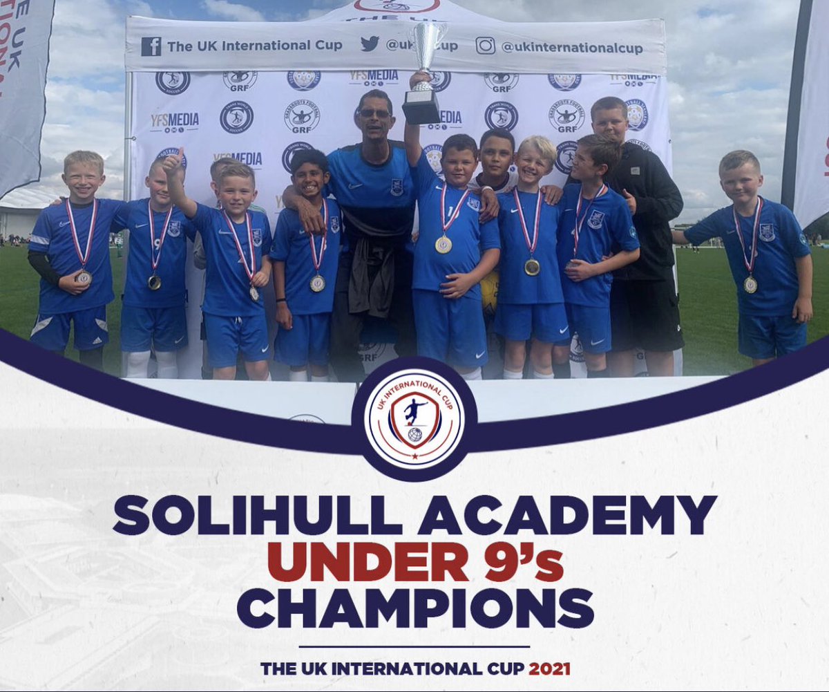 SolihullAcadFC's tweet image. Congratulations to our @jpluk u9’s on winning the prestigious @ukintcup by way of winning every game over 2 days at @StGeorgesPark1 

Another National Title to add to our ever growing silverware

Well done boys 🥇🏆🥇

#solihullacademyfc 
#allaboutdevelopment