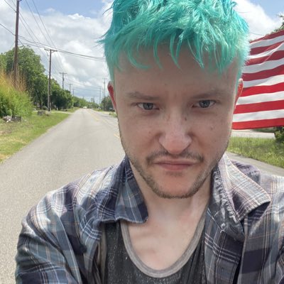 Leogaertner's tweet photo. #NewProfilePic https://t.co/2tNpv5c62y