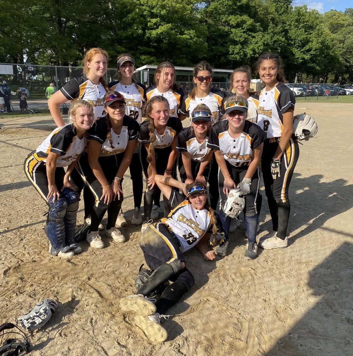 16uHayward's tweet photo. Girls are undefeated this weekend, 5-0 heading into the Championship game. 

GO OUTLAWS! https://t.co/GrPxJI710x