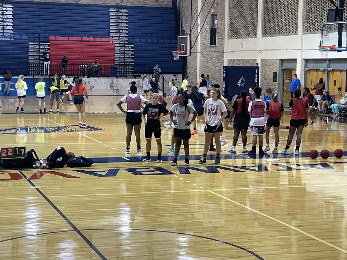 tristpridebball's tweet photo. Shoutout to @KarmenBruton for attending Catabwa College Elite camp today. This is her third camp in three dayside she has been on the grind this summer. @catawba_wbb #HardWorkEasyWork #KB23 https://t.co/oe8pBGZmR5