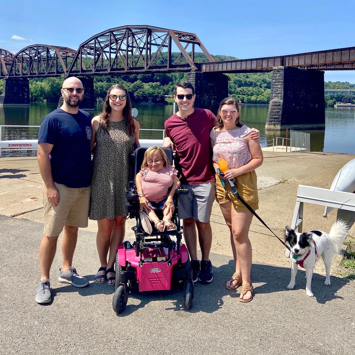 Fantastic brunch  @farmerxbaker along with a fantastic view☀️ @aspinwallriverwalk #wheelchairaccessible #eatpgh #eatlocal 

@madeinPGH @eatPGH