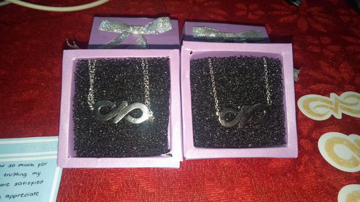 gncdifnt00's tweet photo. @ifntgravityph thank you! thank you! worth it yung paghihintay ko ❤😇❤ ang ganda ng necklace at bracelet  😍😍😍
dami din ng freebies 😇🙏
#INFINITE #인피니티 ♾ https://t.co/78pBIVH0O2