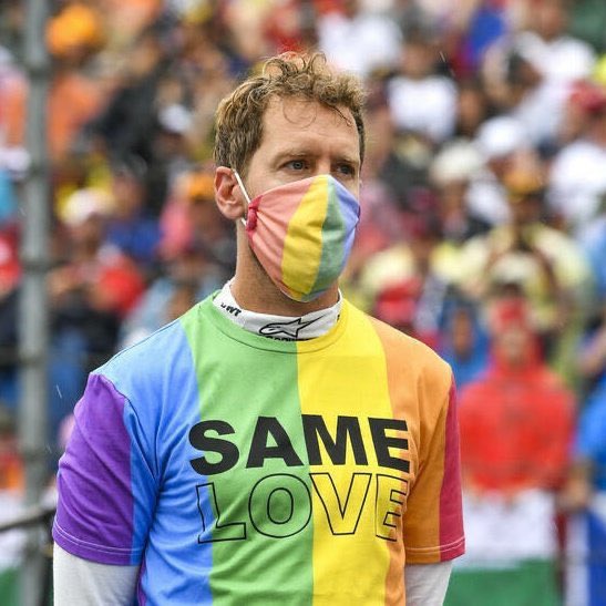 Avecjopi's tweet photo. @F1 #Vettel here's the real reason
#IsupportSeb
#HungarianGP https://t.co/pPZbiRg7U7
