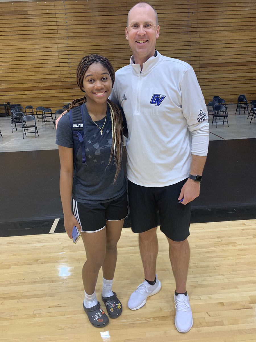 french_tamia's tweet photo. Great camp yesterday at @gvsuwbb !!😁 https://t.co/2Ph8GfeeSt