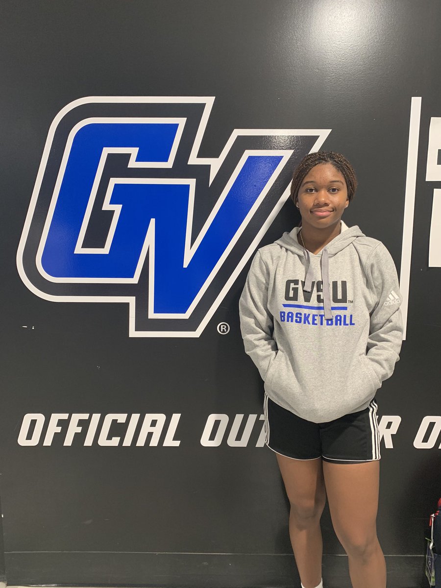 french_tamia's tweet photo. Great camp yesterday at @gvsuwbb !!😁 https://t.co/2Ph8GfeeSt