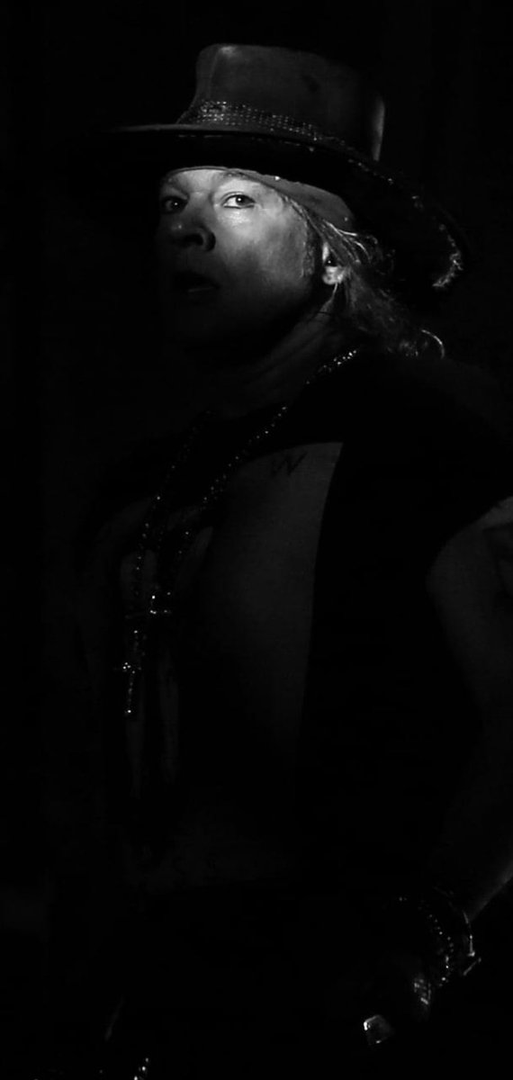 Thank God their back ❤️#AlwaysAxl #GNR