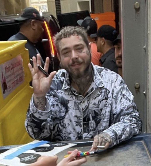 almondblondies's tweet image. He’s a genuine angel