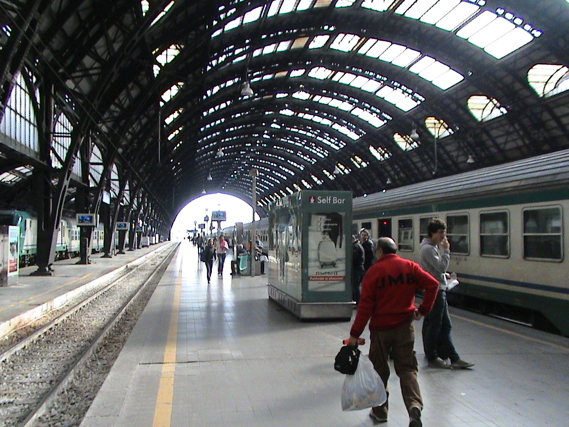 ミラノ中央駅 Twitter Search Twitter