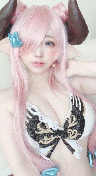 コスプレイヤーみぃこのTwitter画像35