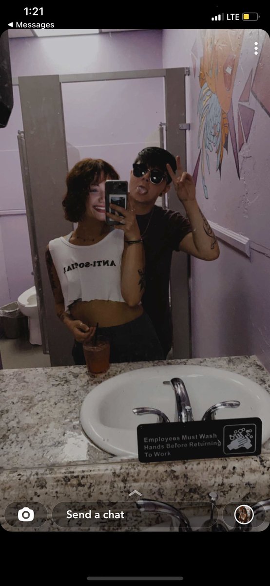 rturner443's tweet photo. loml and shit 🥰#shearealone https://t.co/AZmvWepq4Z
