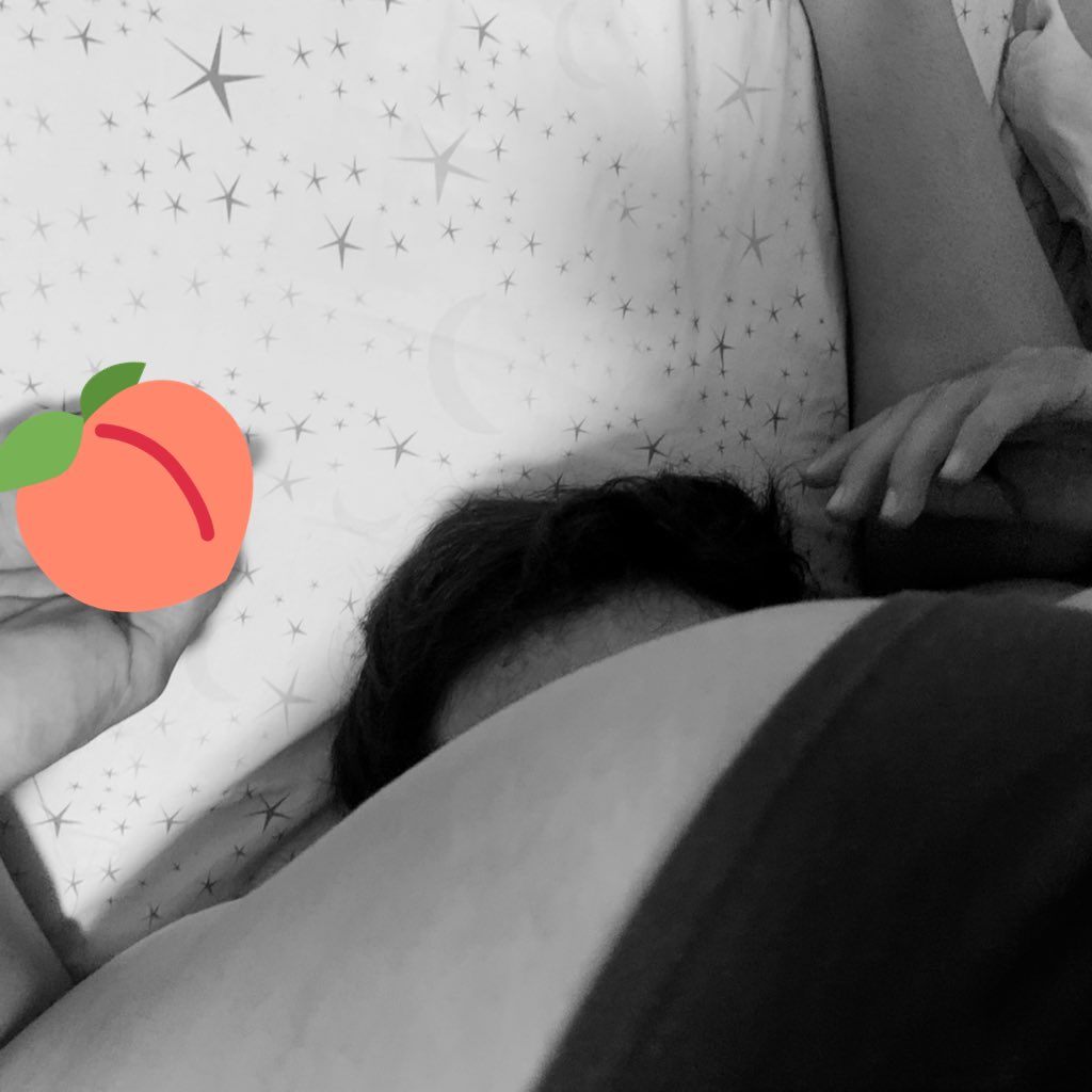 cosmiiclover's tweet photo. he loves it🍑 https://t.co/lQYZjrABNA