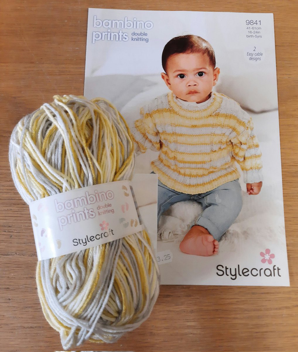 How cute is this pattern 😍 And such a lovely blend of colours Yellows and greys perfect for either a boy or a girl #thelostsheepwoolshop #stylecraft #stypecraftbambinoprints #stylecraftyarn #babyknits #babyknit #babyyarn #babyknitting #babyknittingpatterns