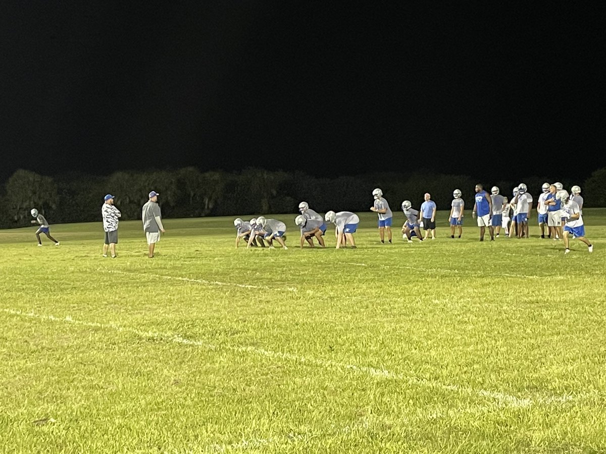 Why wait till the sun comes up to officially start the 2021 HS Football season when you can right at Midnight?!?! <a href="/SRHS_SHARKS/">Sebastian River HS</a>  doing things bigger &amp; better in our #NewEra! Great coaches, families, fans, and admin supporting these amazing kids! <a href="/SRHS_Football1/">SRHS SHARK FOOTBALL</a> <a href="/CoachJPelliccia/">Justin Pelliccia</a>