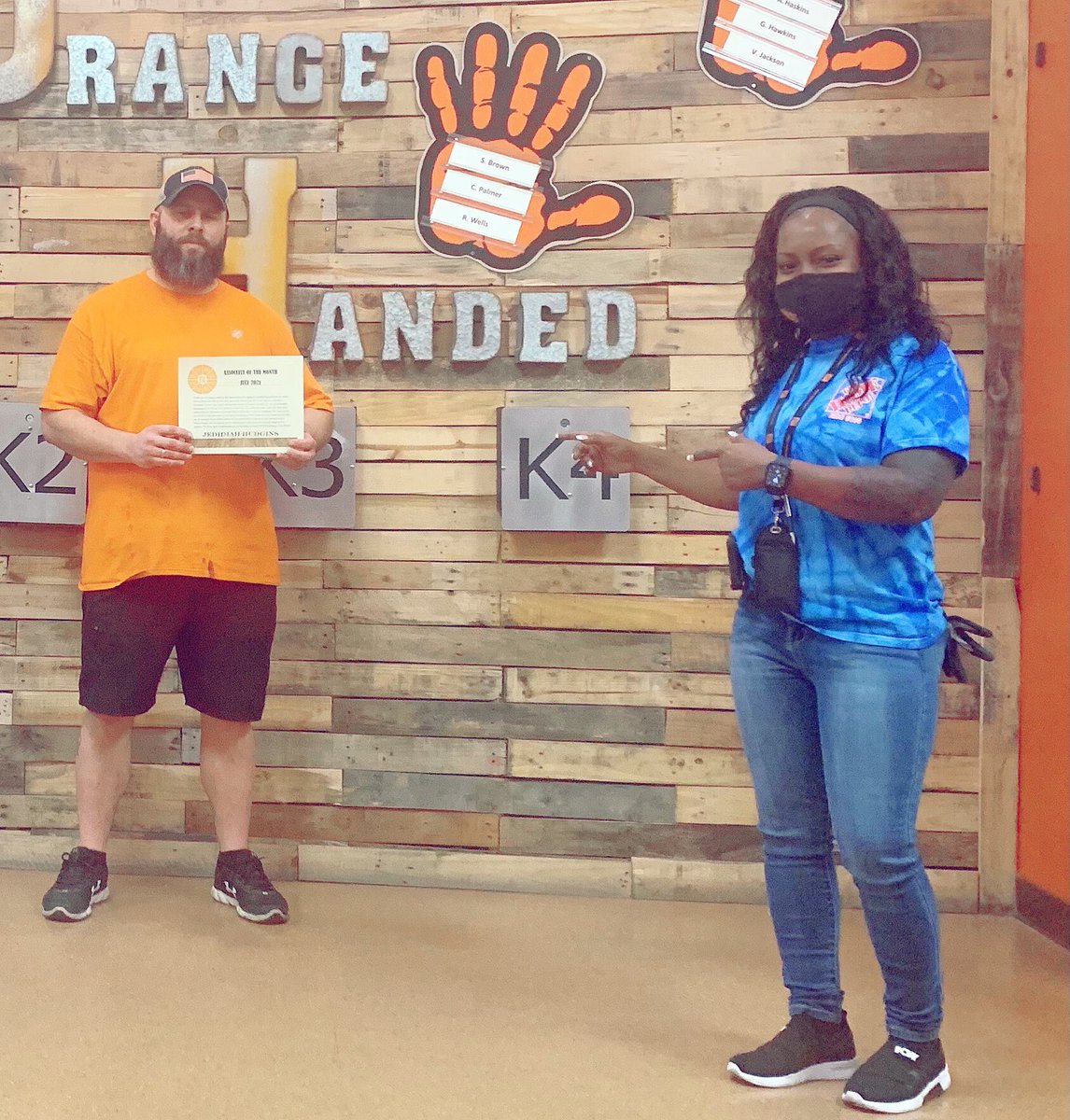 MsVTHD's tweet image. Recognizing Jedediah H. as our #Key4 Associate of the Month!!🥳 . He has turned out to be an essential asset in our team of Inductors, MHE Operators, and Unloaders. Way to Go Jed‼️@JacobiBrown7 @Lateasa_S @JessicaWhitin17