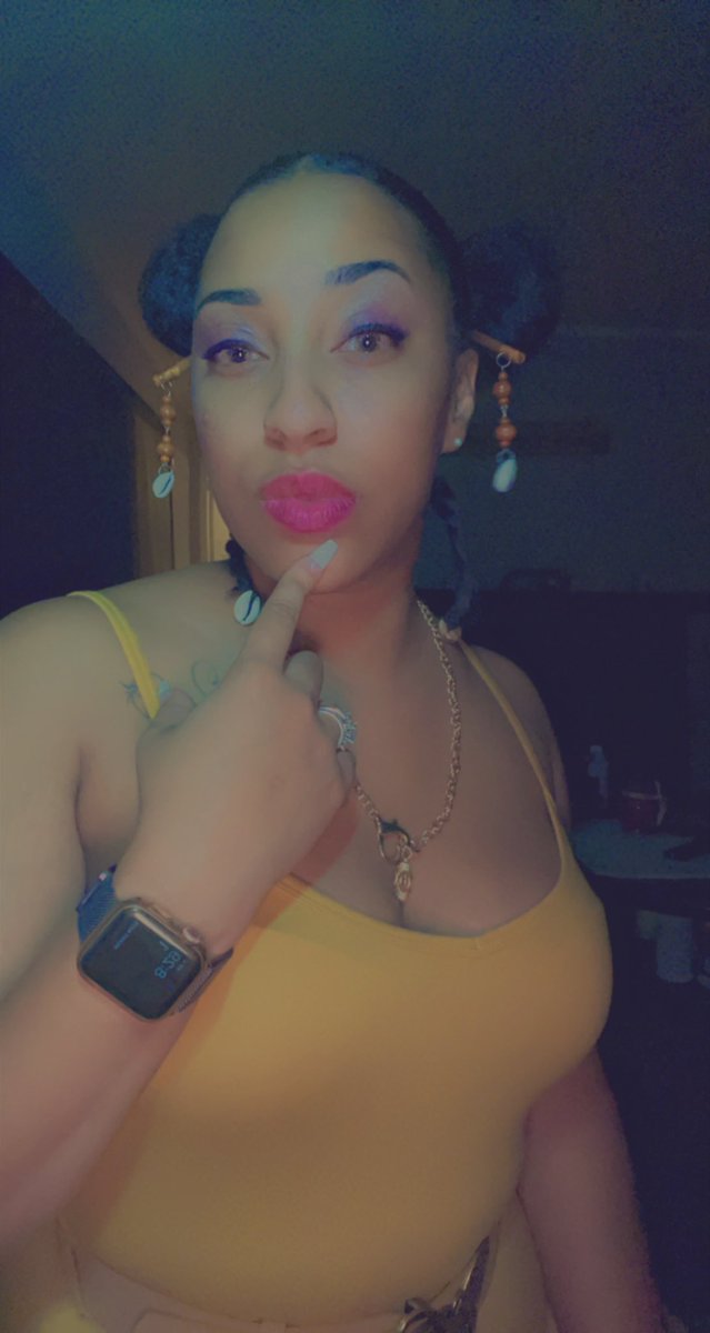PrettyRedKathy tweet picture