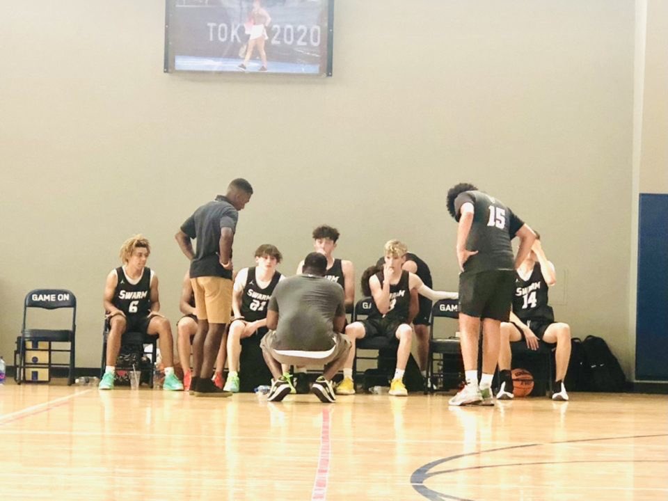 2023Swarm's tweet photo. 2-2 overall. Really proud of the squad   You all grew leaps n bounds this summer! Way to Trust the Process! The 🆙s and ⬇️s will pay off! Your Futures are Bright🤩 @2023Swarm @PHCircuit @PrepHoopsOK #PHGrindRegionFinals https://t.co/v32iTpdkaE