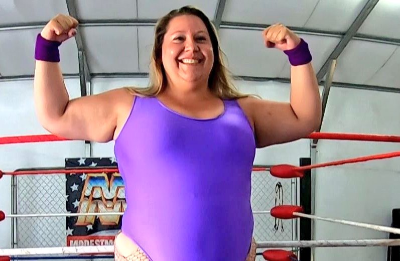 Introducing.

Birdie. 🐤

As a teenager, Birdie was a regional #Kickboxing Champion.

True Story.

AVAILABLE FOR CUSTOMS NOW!

ModestMomsWrestling.com

#WomensWrestling #FemaleWrestling #WomensBoxing #FemaleBoxing #FemaleFighting