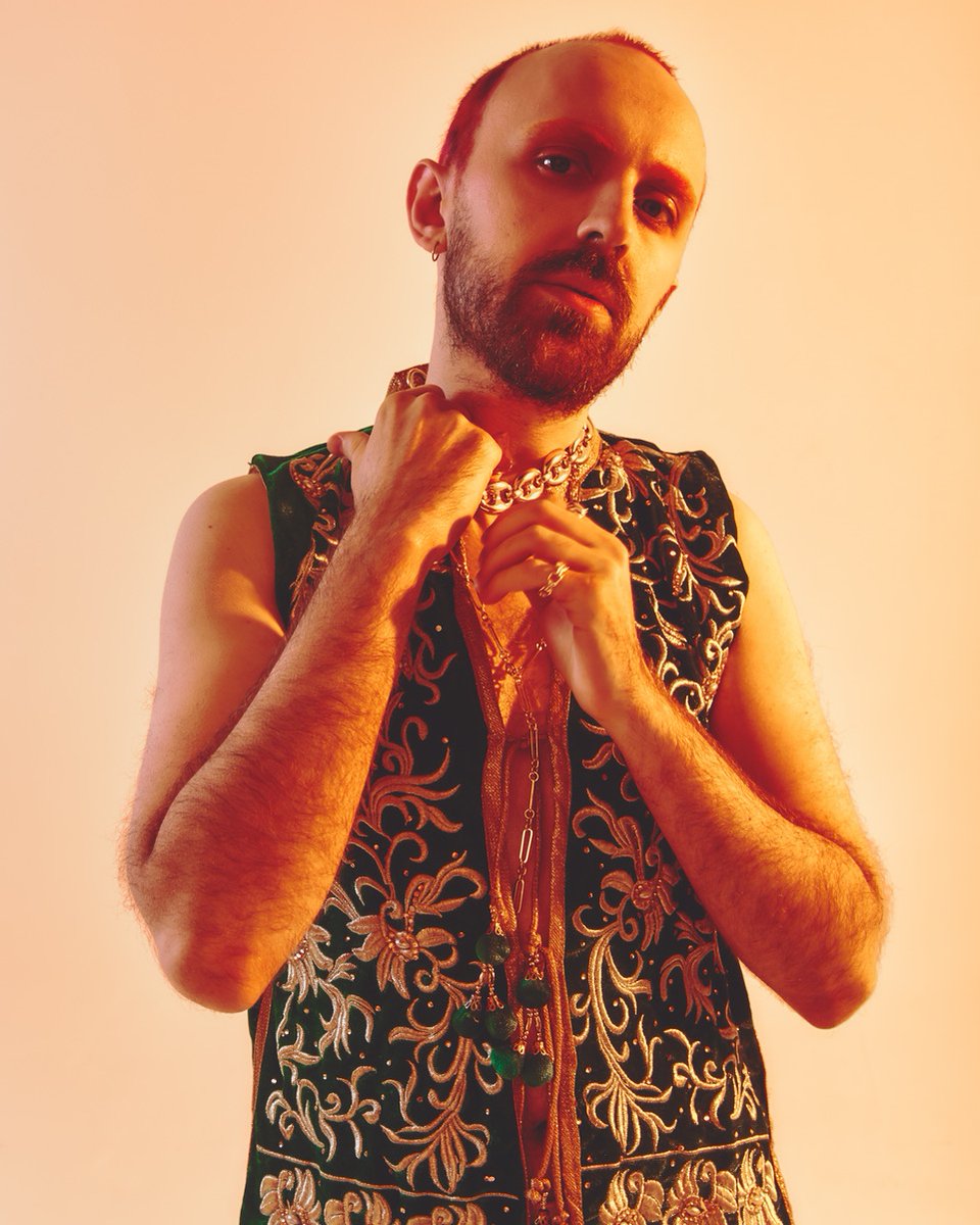 We met with Brave James to discuss his plans to shake up the music industry. <a href="/imbravejames/">Brave James</a>

Read more now:
tmrwmagazine.com/features/music…