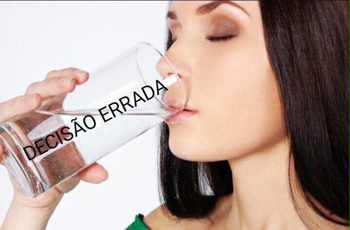 ClarissaYorke's tweet photo. que sede vo toma https://t.co/SSlYpN05t8