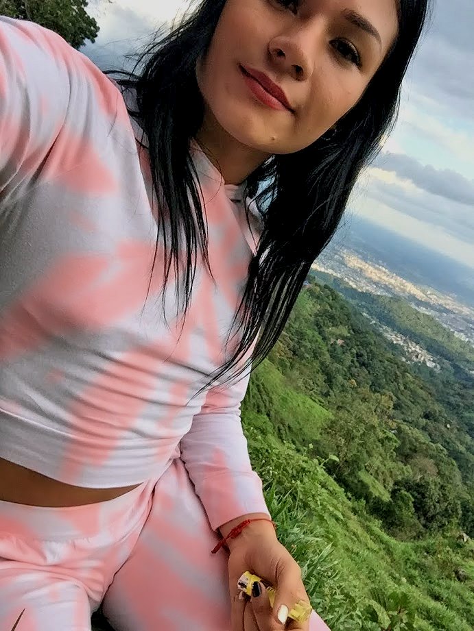 Saggy tits girlfriend outdoor tgirl