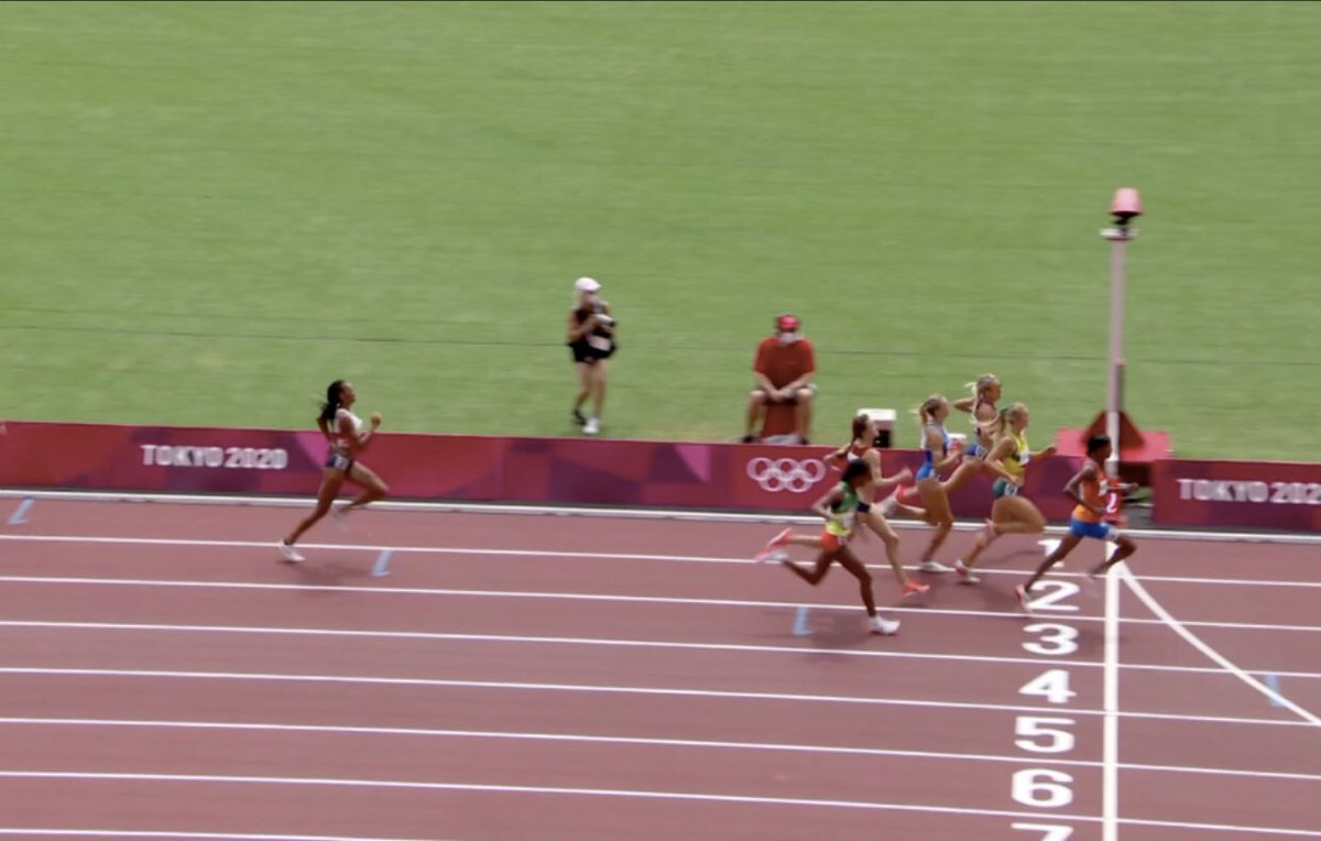 javedhassan's tweet image. The most extraordinary feat achieved by Dutch star Sifan Hassan makes this probably the most inspiring moment of #Olympics2020

Sifan falls just before the bell in the first round of the women’s 1,500m. The she amazingly gets back up and wins her heat in 4:05.17! 

She’s gold!