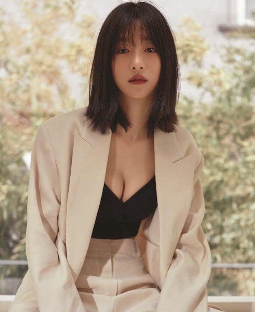 hourly korean actresses tweet media